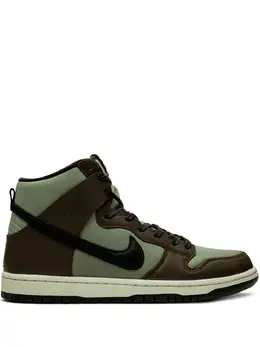 Nike: Коричневые кроссовки SB Dunk High Pro