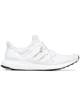 adidas: Белые кроссовки  UltraBoost