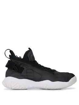 Nike: Чёрные кроссовки  Jordan Proto React