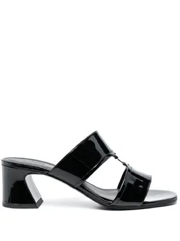 Salvatore Ferragamo: Чёрные сандалии 