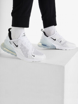 Nike: Белые кроссовки Air Max 270