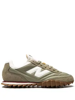 New Balance: Зелёные кроссовки 