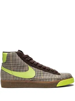 Nike: Коричневые кроссовки Blazer Mid