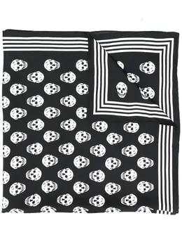 Alexander McQueen: Шарф  Skull с принтом