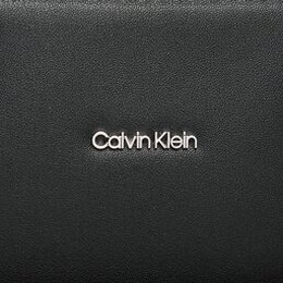 Calvin Klein: Чёрная сумка