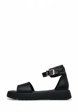 Pierre Cardin: Чёрные сандалии 