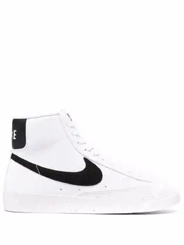 Nike: Белые кроссовки  Blazer Mid 77