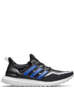 adidas: Чёрные кроссовки  UltraBoost