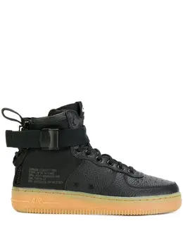 Nike: Белые кроссовки  SF AF1