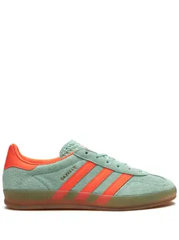 adidas: Светлые кроссовки  Gazelle Indoor