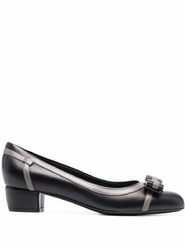 Salvatore Ferragamo: Чёрные туфли  Vara Bow