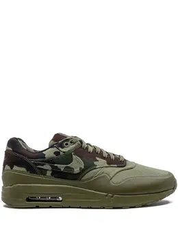 Nike: Зелёные кроссовки  Air