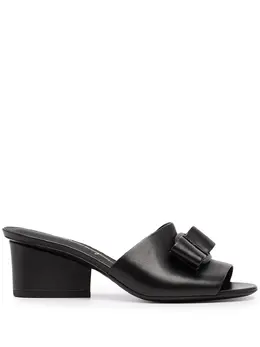 Salvatore Ferragamo: Чёрные сабо  Viva Bow