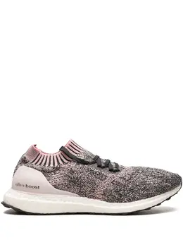 adidas: Розовые кроссовки  UltraBoost Uncaged