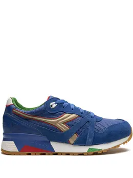 Diadora: Голубые кроссовки 