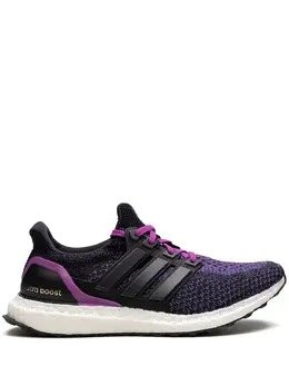 adidas: Чёрные кроссовки  UltraBoost