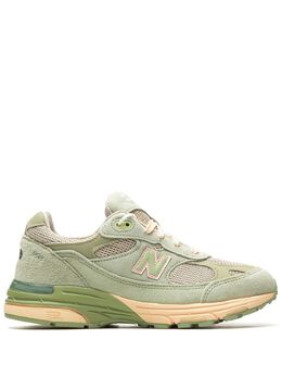 New Balance: Светлые кроссовки 