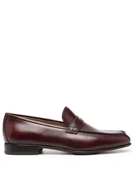 Salvatore Ferragamo: Красные туфли 