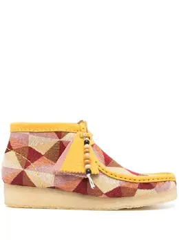 Clarks Originals: Жёлтые ботинки 