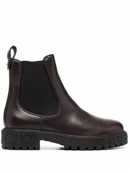 Salvatore Ferragamo: Коричневые ботинки  Gancini