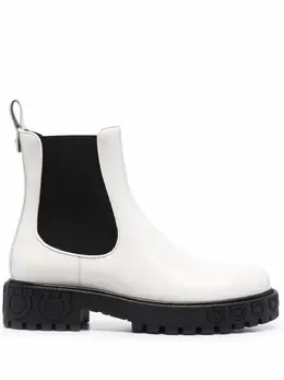 Salvatore Ferragamo: Белые ботинки 