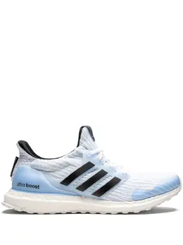 adidas: Светлые кроссовки  UltraBoost