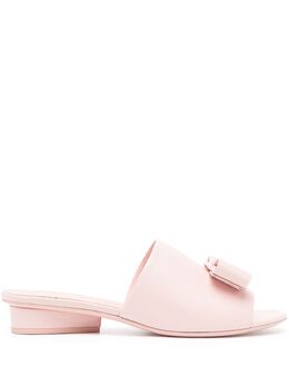 Salvatore Ferragamo: Розовые мокасины  Viva