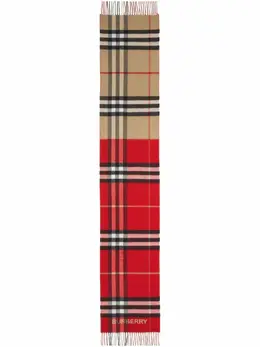 Burberry: Красный шарф  Vintage Check