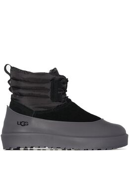 UGG: Чёрные ботинки Classic Mini