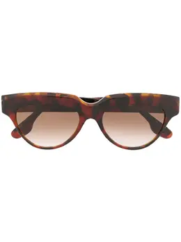 Victoria Beckham: Очки 