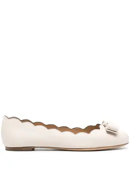 Salvatore Ferragamo: Белые балетки  Varina