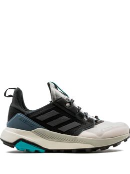 adidas: Кроссовки  Terrex