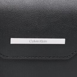 Calvin Klein: Чёрная сумка