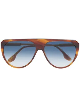Victoria Beckham: Очки 