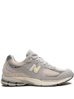 New Balance: Бежевые кроссовки  2002R