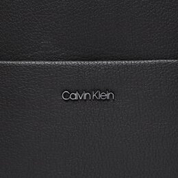 Calvin Klein: Чёрный рюкзак Campus