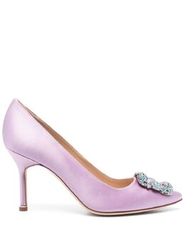 Manolo Blahnik: Фиолетовые туфли  Hangisi