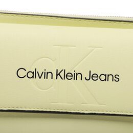 Calvin Klein Jeans: Жёлтая сумка