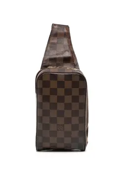 Louis Vuitton: Коричневая сумка 