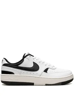 Nike: Белые кроссовки 