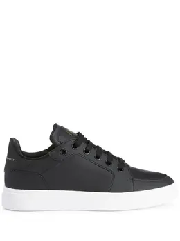 Giuseppe Zanotti: Чёрные кроссовки 