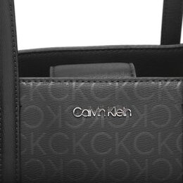 Calvin Klein: Чёрная сумка