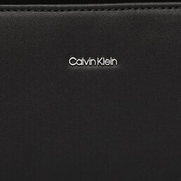 Calvin Klein: Чёрная сумка