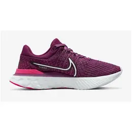 NIKE: Светлые кроссовки 