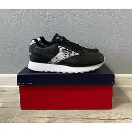Reebok: Чёрные кроссовки 