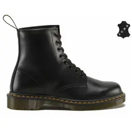 Dr. Martens: Чёрные ботинки 