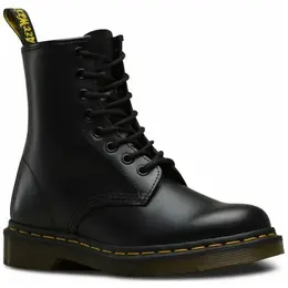 Dr. Martens: Чёрные ботинки 