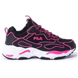 Fila: Розовые кроссовки 