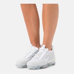 Nike: Белые кроссовки  Pure Platinum