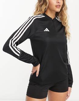 Adidas: Чёрный топ  Tiro